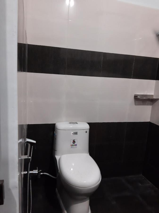 Alwaye Madaparambil Residency מראה חיצוני תמונה