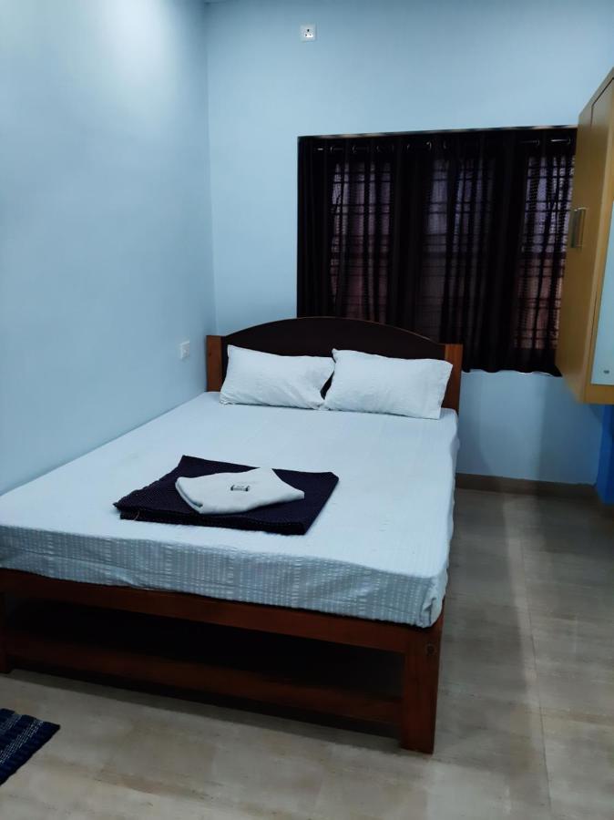 Alwaye Madaparambil Residency מראה חיצוני תמונה