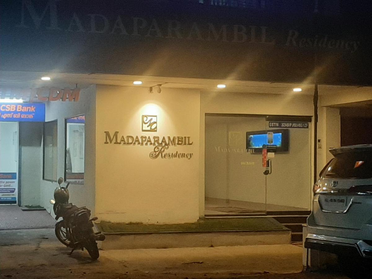 Alwaye Madaparambil Residency מראה חיצוני תמונה