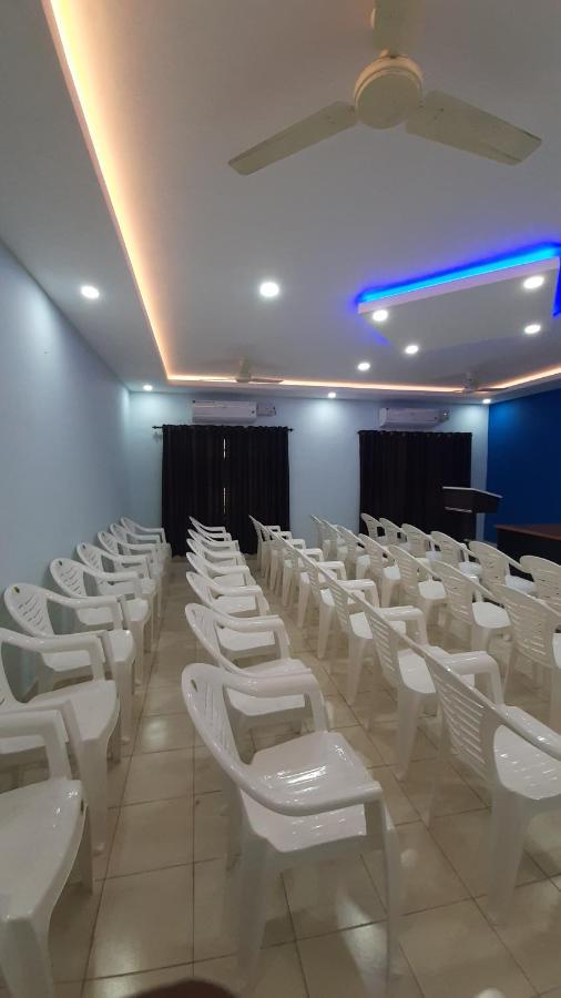 Alwaye Madaparambil Residency מראה חיצוני תמונה