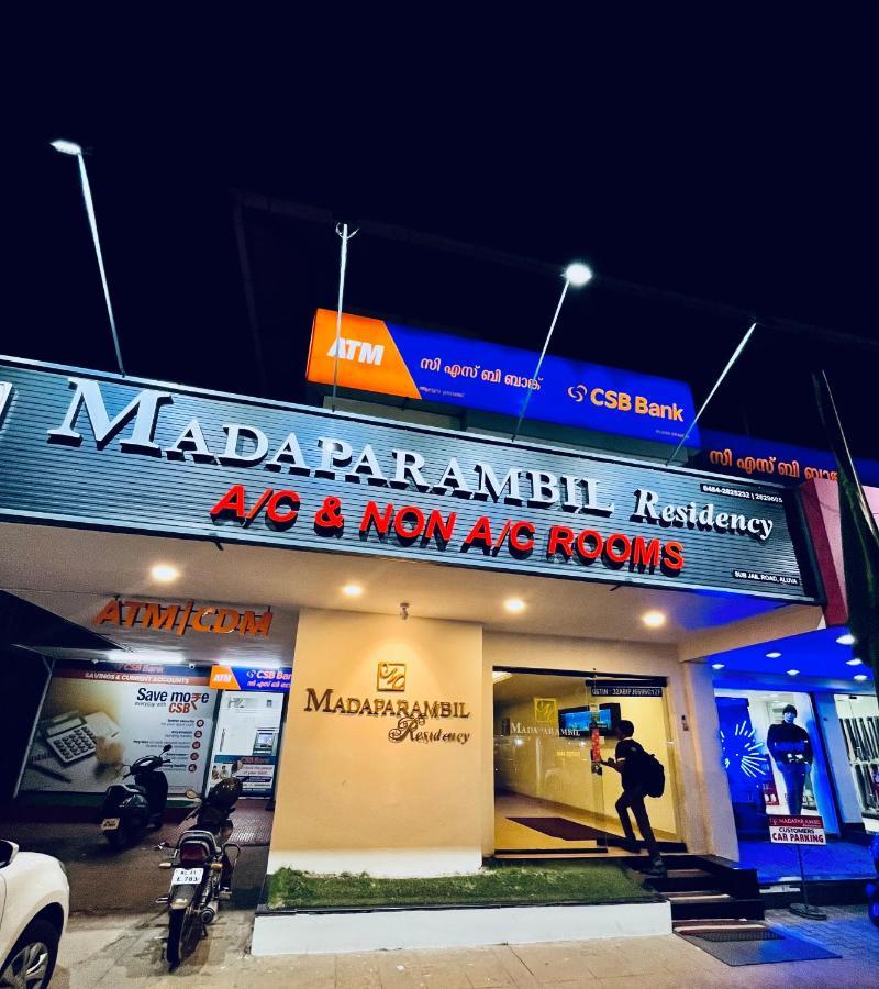 Alwaye Madaparambil Residency מראה חיצוני תמונה
