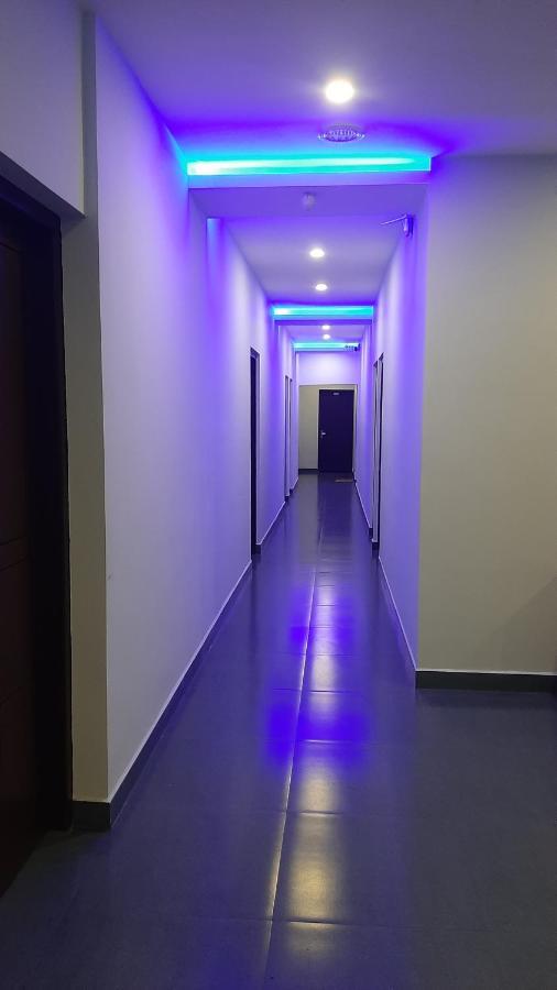 Alwaye Madaparambil Residency מראה חיצוני תמונה