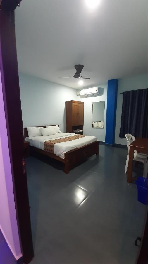 Alwaye Madaparambil Residency מראה חיצוני תמונה
