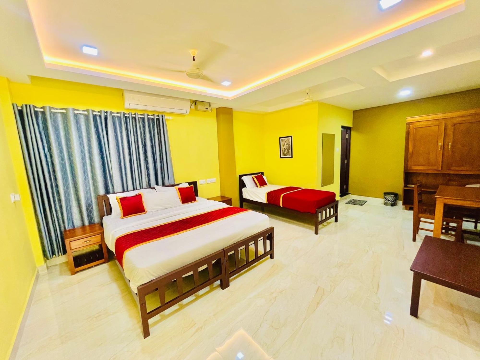 Alwaye Madaparambil Residency מראה חיצוני תמונה